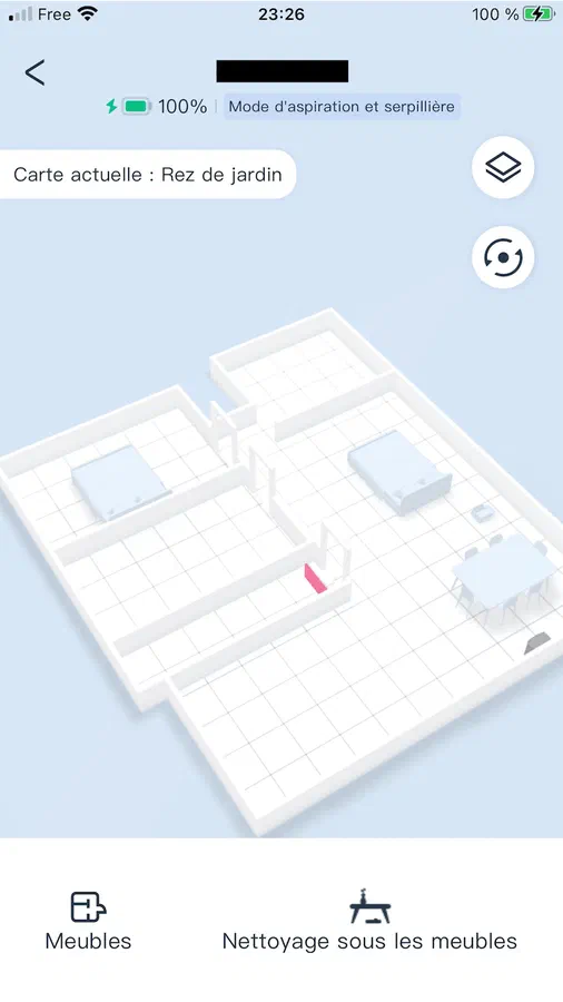 Carte en 3D avec quelques repères mobiliers qui servent à indiquer à l'aspirateur où intervenir ponctuellement. Il est possible de rajouter ou modifier les meubles détectés. Ce n'est pas les Sims, mais c'est sympa !